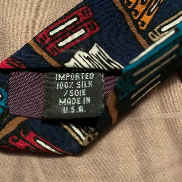 Peanuts Library SSSSHHHH!!!! Silk Tie Made in USA - Picture 6 of 6